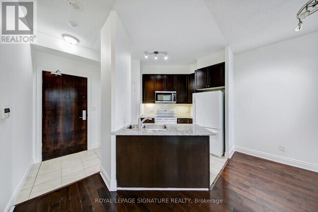 Photo - 25 Earlington Ave Unit 307