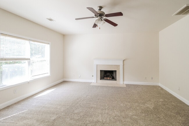 Photo - 3951 Lucas Ln