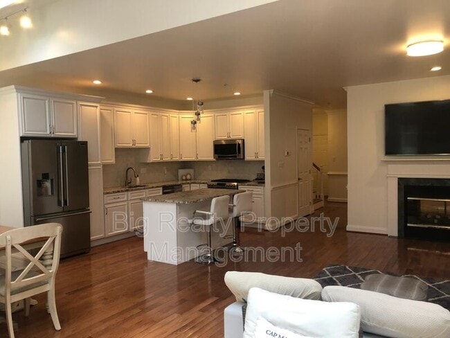 Photo - 141 Meadow View Ln