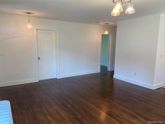 424 Sweezy Ave