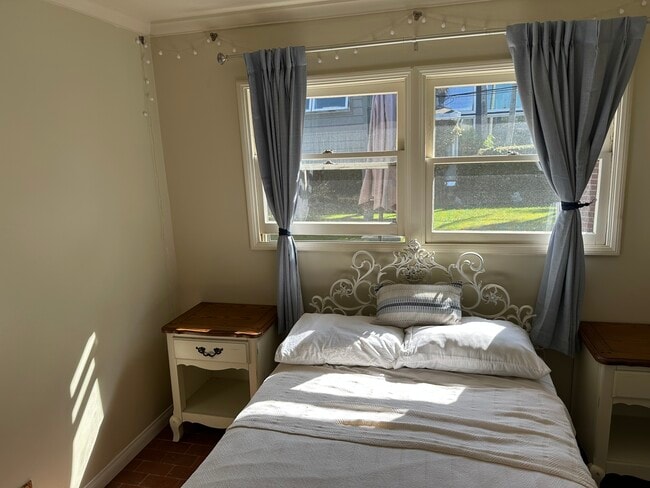 Photo - 723 Arenas St