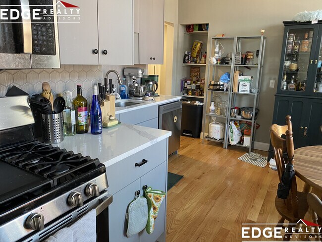 1914 Beacon St Unit 2