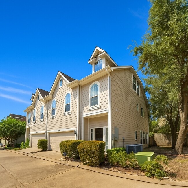 Building Photo - 2623 Shady Acres Ct
