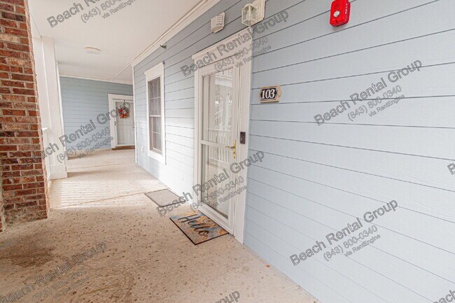 4827 Magnolia Lake Dr Unit 103
