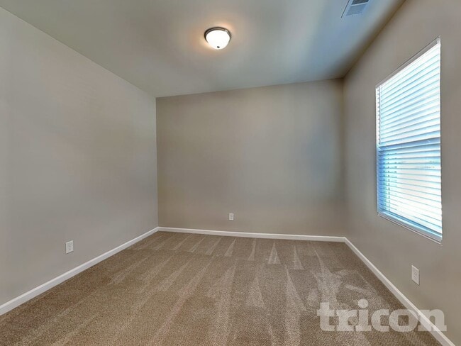 Photo - 297 Mccall Wy