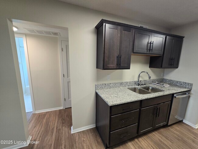 Photo - 9124 Kenlock Dr Apartment Unit 4