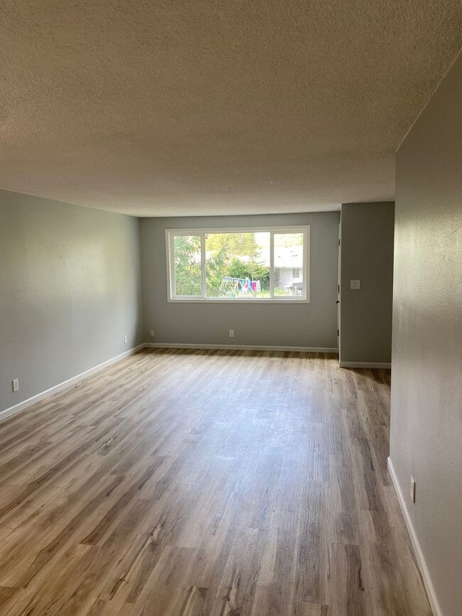 Photo - HSM01 ~ 1555/1565 Copping Street Unidad 1555 Copping St.