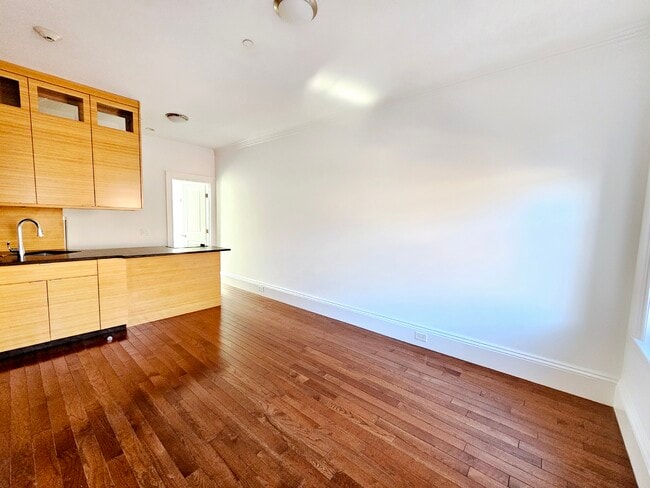 Photo - 102 Myrtle St