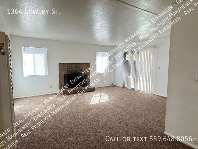 Photo - 1364 Lowery St