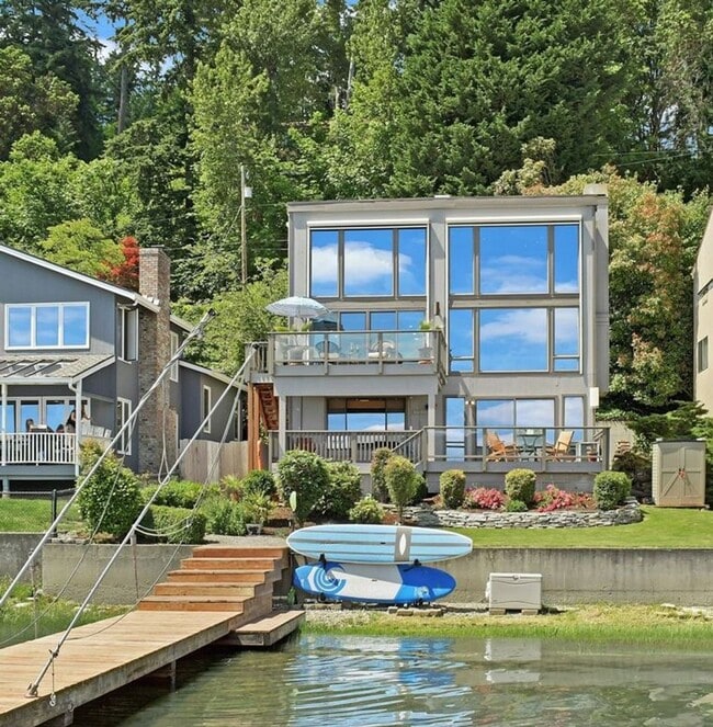 Building Photo - 1120 West Lake Sammamish Pkwy NE Unit AB Rental