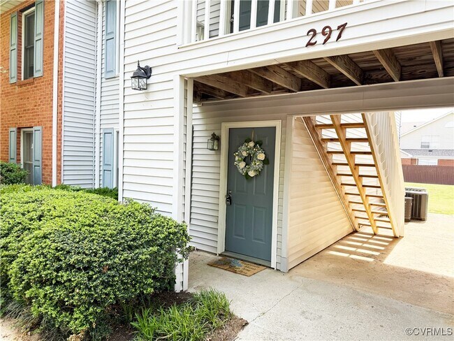 Photo - 297 Patriot Ln Townhome