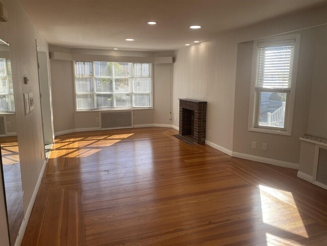 Photo - 16 Alexander Ave Unit 1