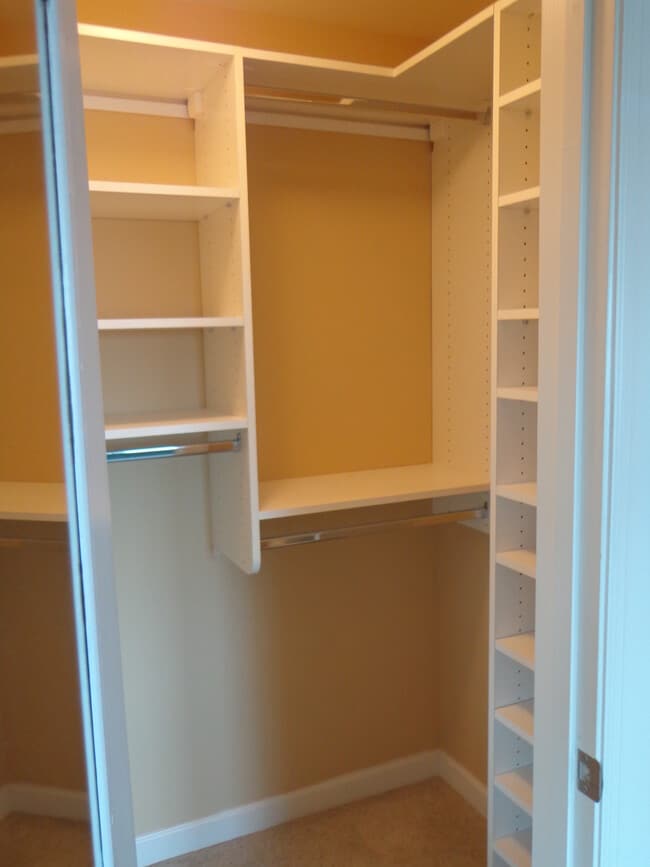 Bedroom closet 2 - 1417 Newton St NW Unit 505