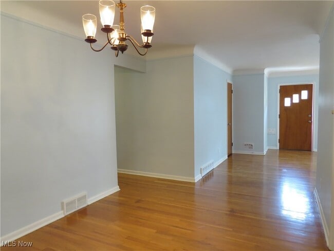 Photo - 25316 Conover Dr