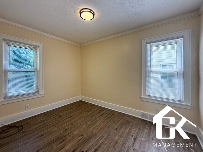 16544 Asbury Park Unidad Upper