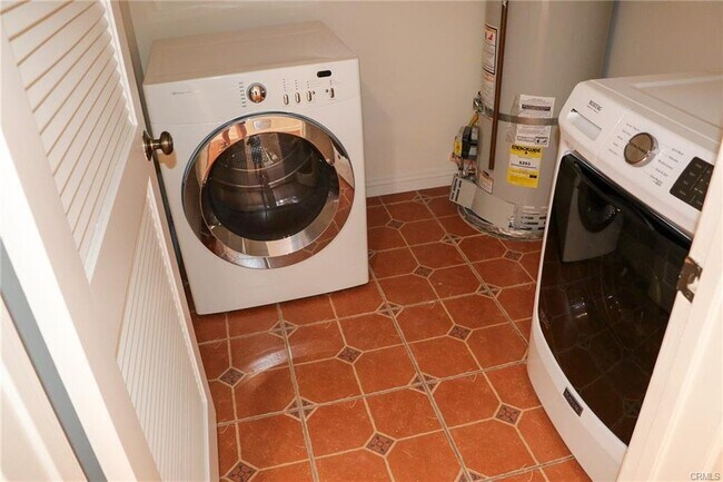 1310 South Roxbury Drive Apt #302, Los Ang... - 1310 South Roxbury Drive Apt #302, Los Ang... Unit 302
