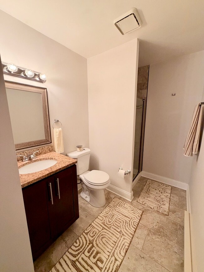 566 Somerset Ln Unidad 2