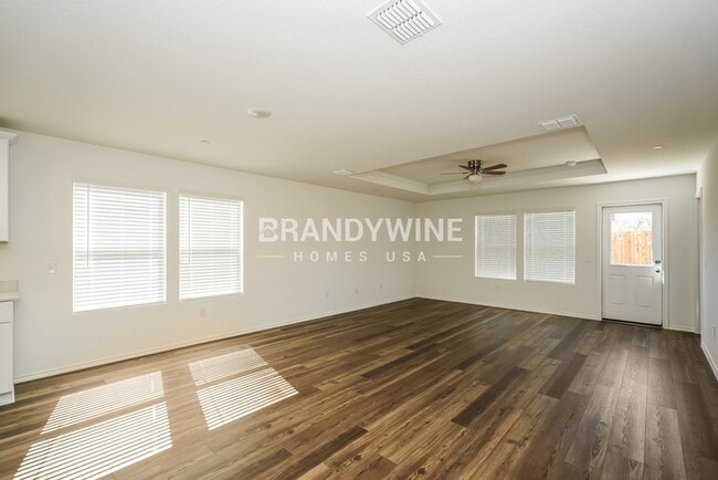 Photo - 2800 Pecan Pk Dr