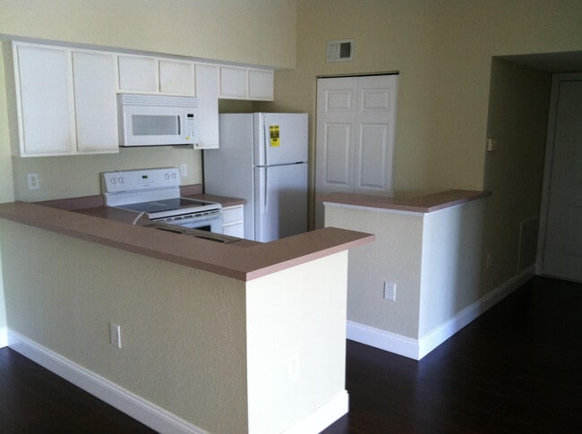 Photo - 171 SW Palm Dr