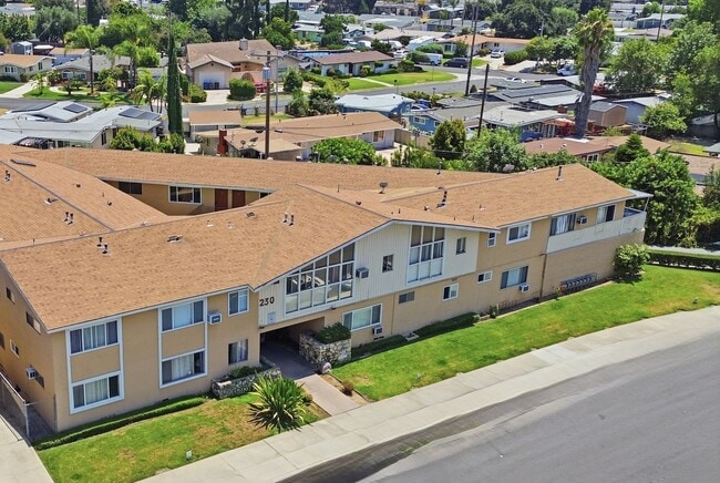 Photo - 230 S Bandy Ave