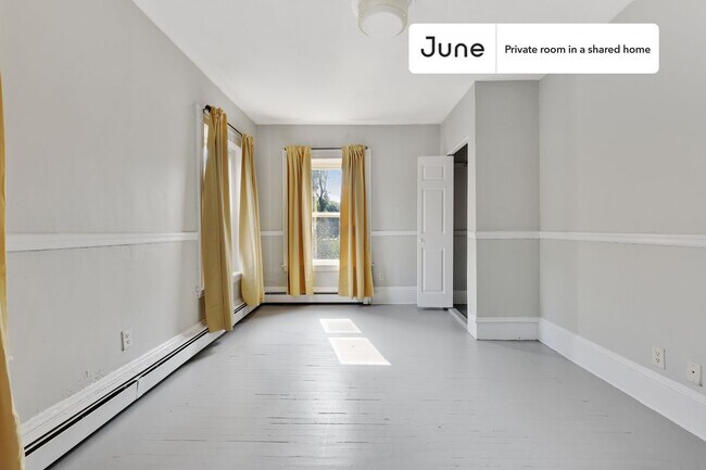 Photo - Room in Shared 4 bed/2 bath home Unit D