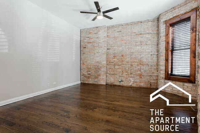 Photo - 1758 W Montrose Ave Unit 1