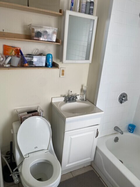 Photo - 30 Hanson St Unit 3