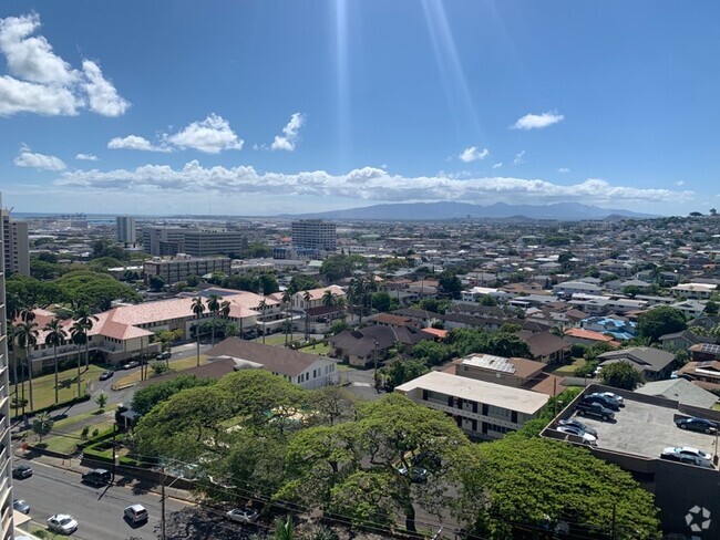 Building Photo - 2033 Nuuanu Ave Rental