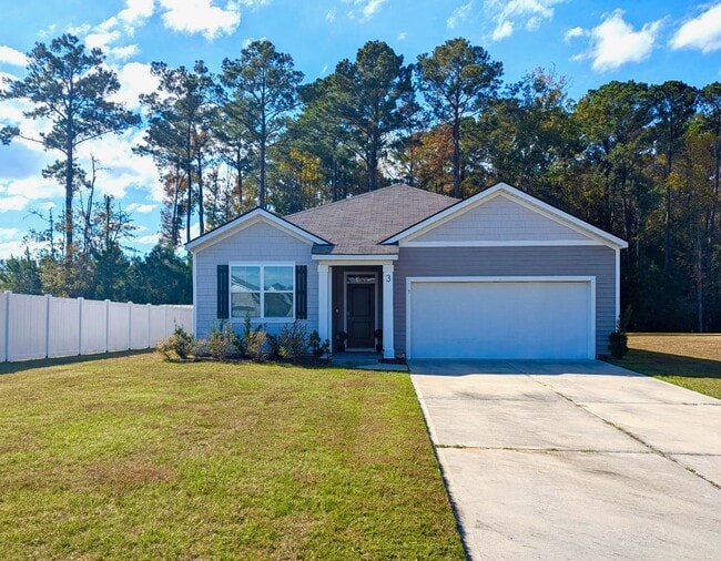 Building Photo - 3 bed 2 bath Home in a cul-de-sac!!