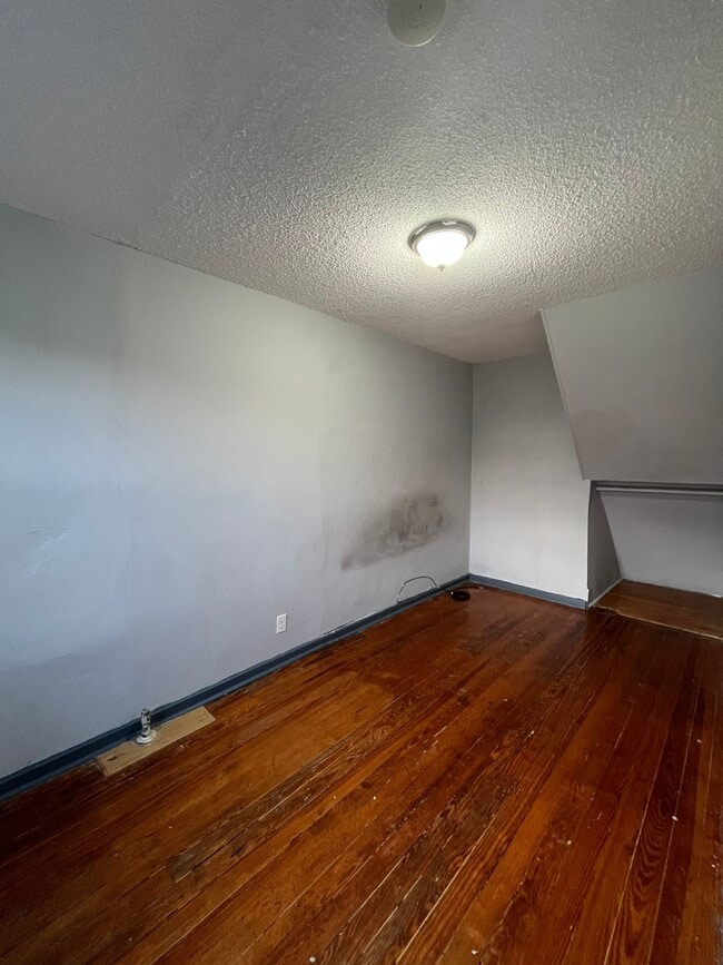 Photo - 39 Andrew St Unit 2