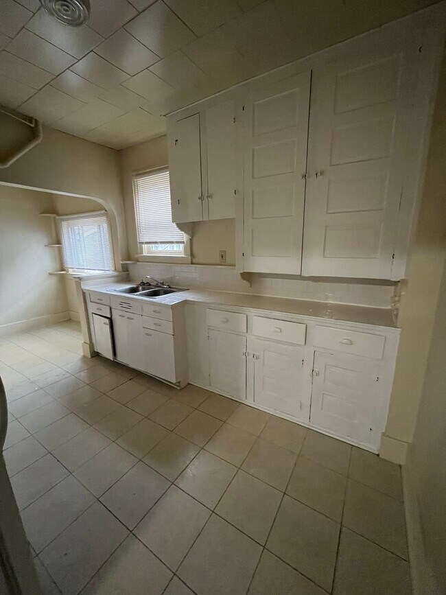 72 E. Mapledale Ave. Apartment Akron, OH