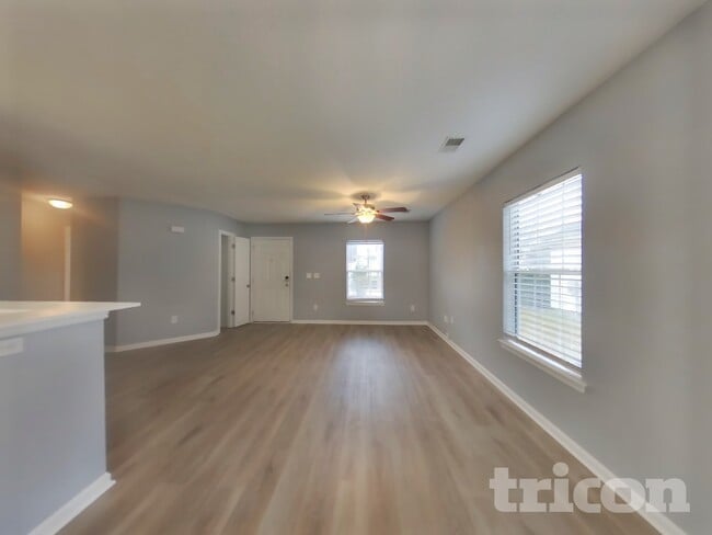 Photo - 156 Springway Dr