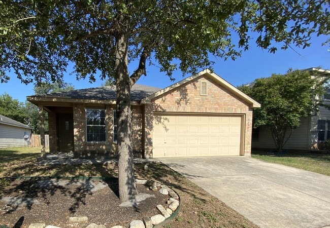 FALL INTO A NEW HOME WITH OUR MOVE-IN SPEC... - FALL INTO A NEW HOME WITH OUR MOVE-IN SPEC...
