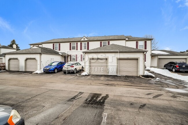 Building Photo - Two Bedroom, One Bathroom Condo in Blacklick