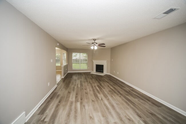 Photo - 7228 Hunter's Horn Dr