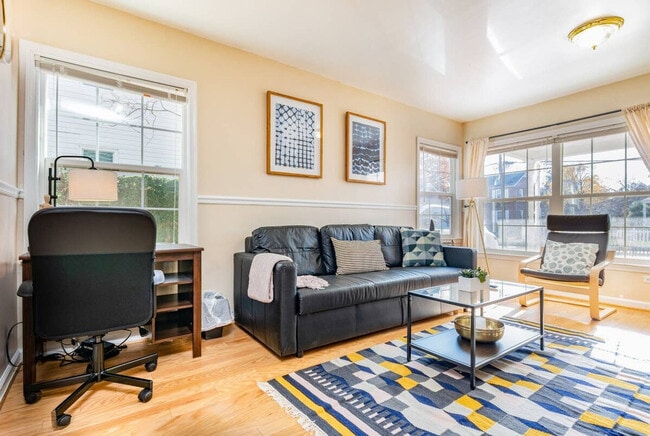 Photo - 4737 Wilson Blvd Unidad ID1014210P