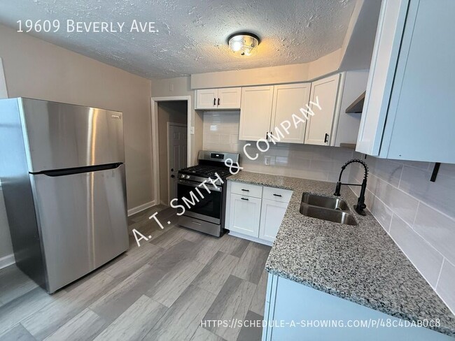 Photo - 19609 Beverly Ave