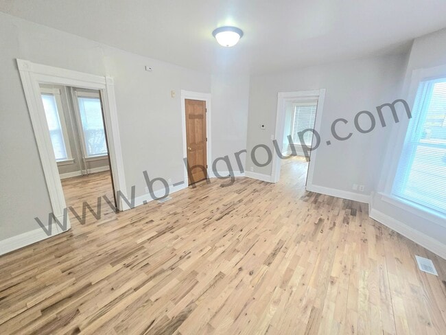 Photo - 1925 53rd St Unit Lower