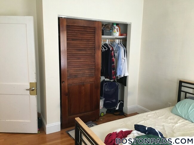 Photo - 191 Winthrop Rd Unit 5