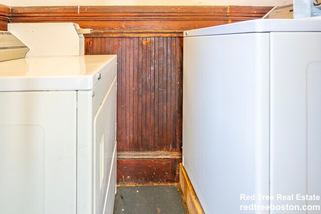 Photo - 18 Greylock Rd Unit 3