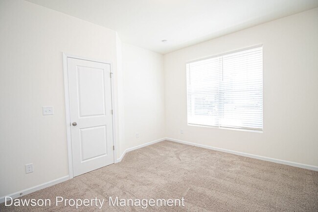 Photo - 5 br, 3 bath House - 1528 Felthorpe Way