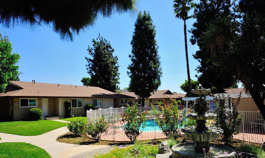 Sierra West - Sierra West Apartments