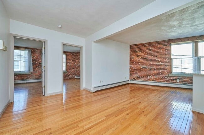 Photo - 75 Summer St Unit 3