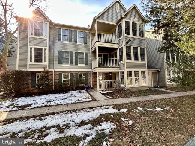 Photo - 13113 Briarcliff Terrace Apartment Unit 1-103