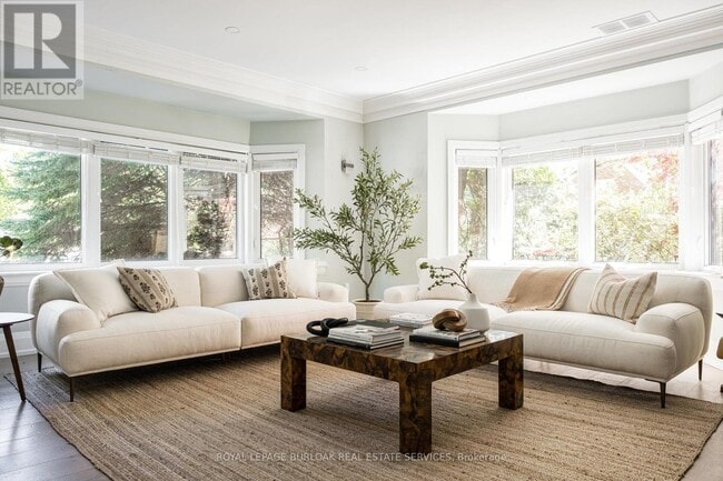 Photo - 3 Oakwood Pl