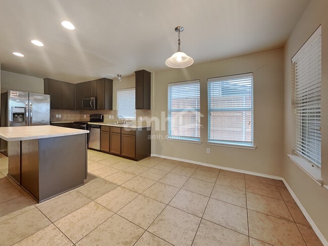 Photo - 2120 Malone Dr