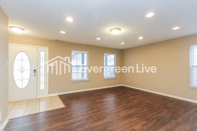 Photo - 1806 Sonesta Ln