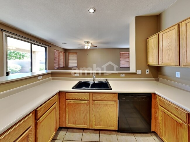 Photo - 2150 E Bellerive Pl