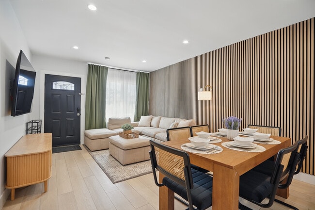 Photo - 6702 Saint Clair Ave Unit Main House