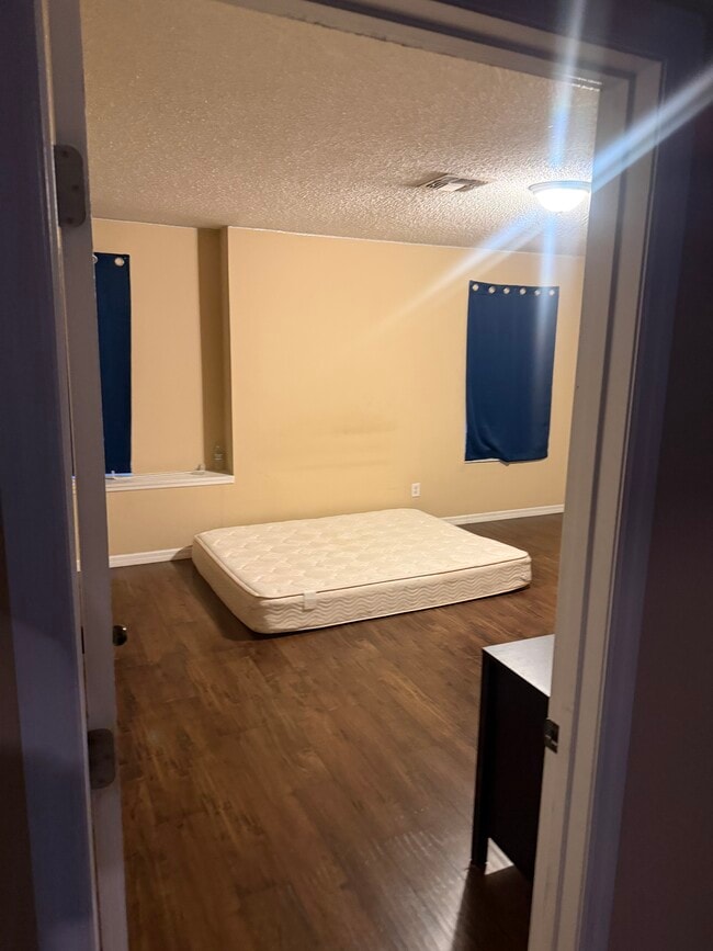 Photo - 3819 Pyrite Dr